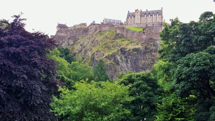 El Castillo presidiendo Edimburgo (Escocia)