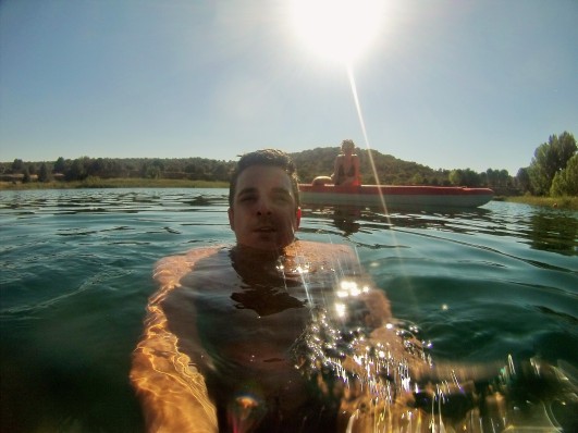 Recomiendo alquilar un kayak y darse un baño en las Lagunas de Ruidera (Ciudad Real)